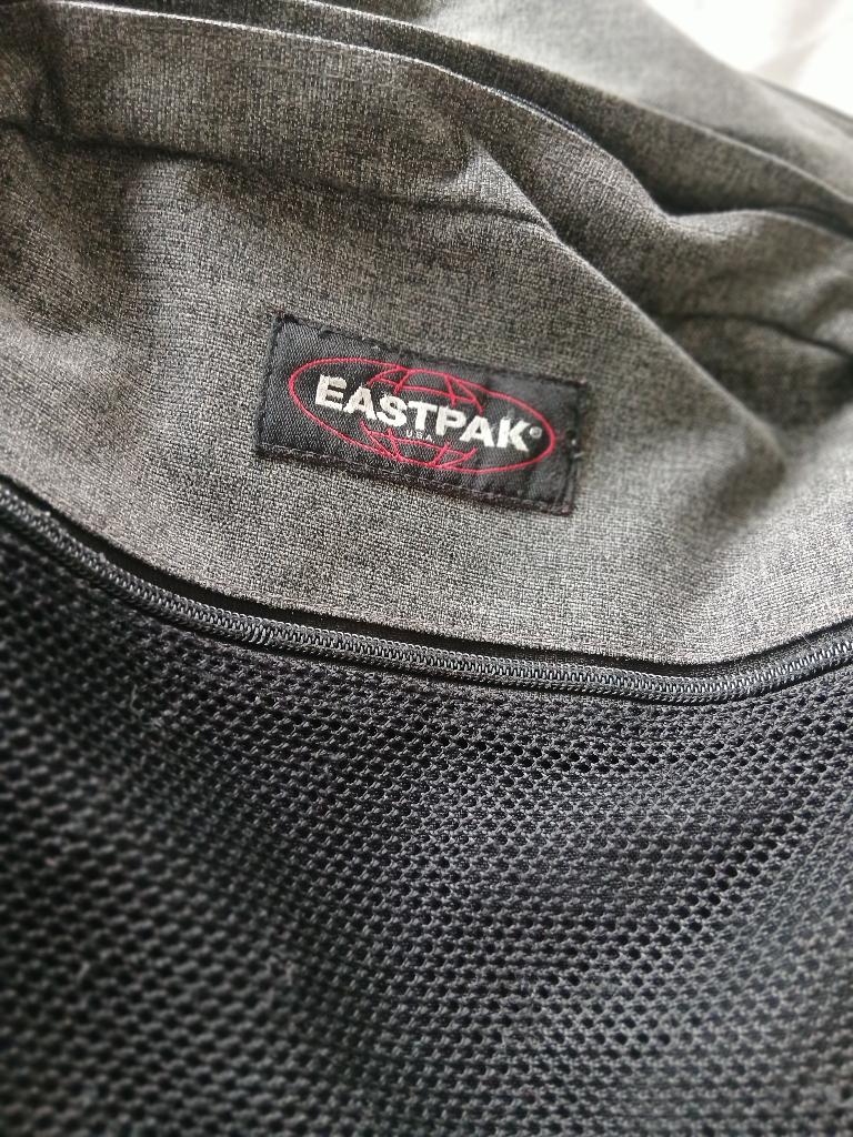 Eastpak schooltas, Handtassen en Accessoires, Tassen | Schooltassen, Ophalen, Gebruikt, Grijs, Aktetas of Boekentas