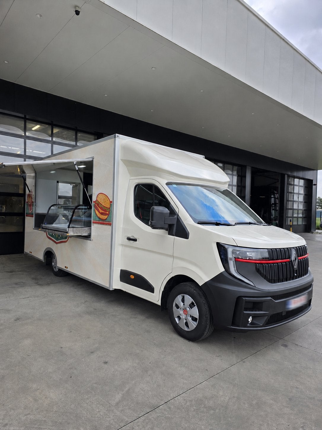 Foodtruck Frituur Renault Master 2025, Ophalen