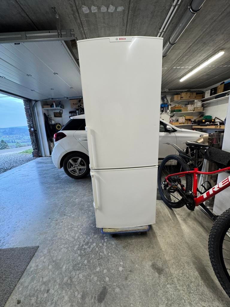 Frigo congel Bosch. KGV26X00, Electroménager, Enlèvement, Neuf, Avec congélateur séparé, Classe énergétique A ou plus économe