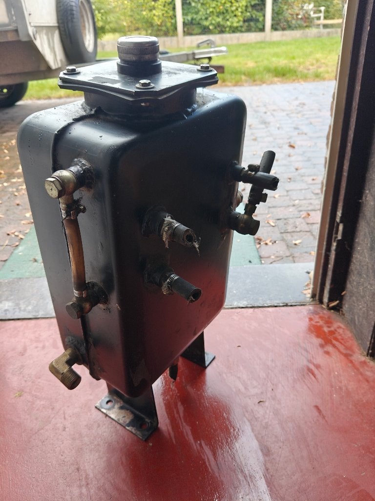 Hydrauliektank, Ophalen, Zo goed als nieuw