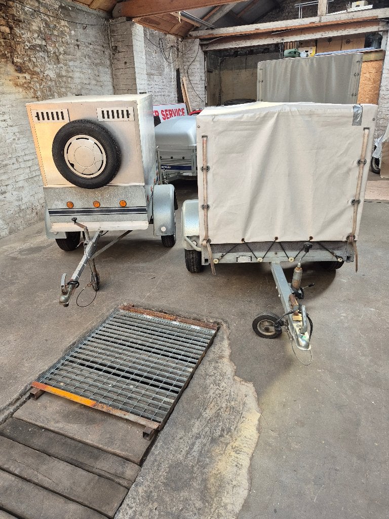 2 remorque ( bâché + pour chien ) 450 euros pcs, Autos : Divers, Enlèvement, Utilisé