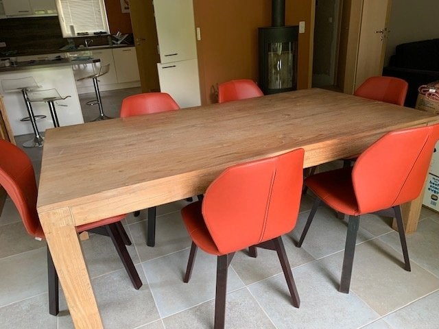 Salle à manger Mobitec table pin massif et chaises cuir, Enlèvement, Comme neuf, Intemporel, 6 à 8 chaises