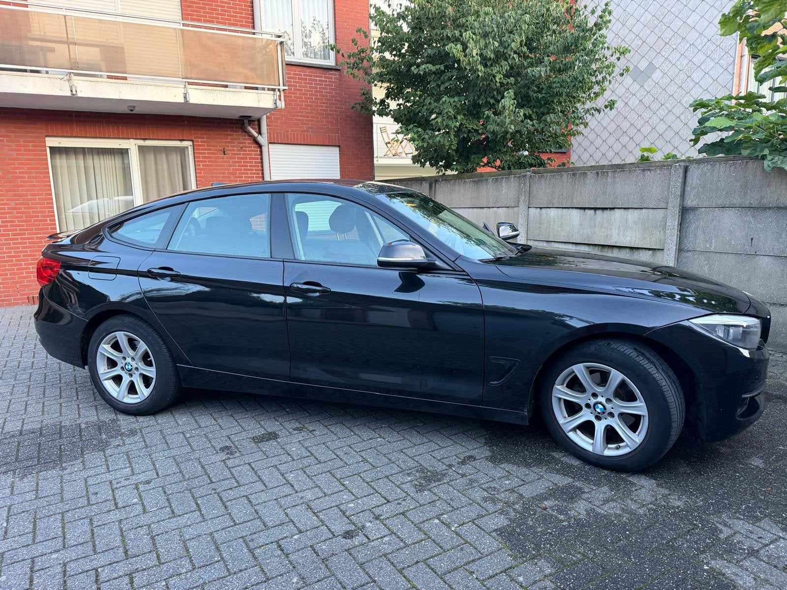 BMW 3 reeks gt, Auto's, Automaat, Achterwielaandrijving, Zwart, Berline