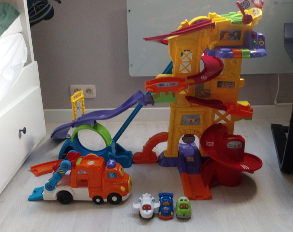 V-Tech toet toet autoracebaan, Kinderen en Baby's, Speelgoed | Vtech, Ophalen, Zo goed als nieuw, 2 tot 4 jaar