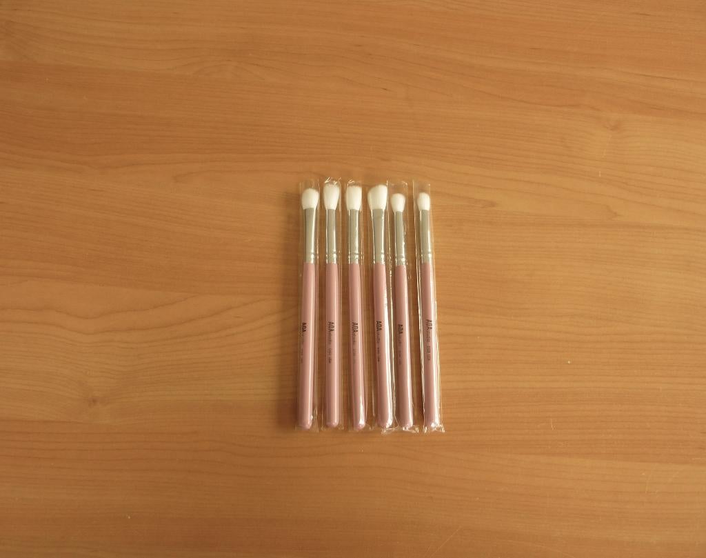 Set van 6 oudroze make-up brushes penselen, Enlèvement ou Envoi, Maquillage