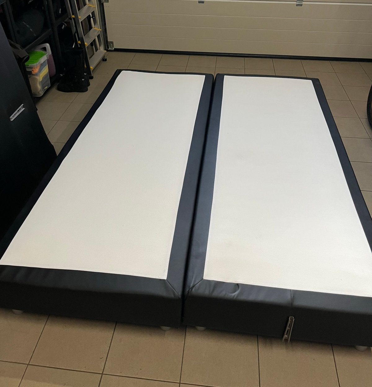 GRATIS Boxspring zonder matras, Huis en Inrichting, Ophalen, Gebruikt, Zwart, Tweepersoons