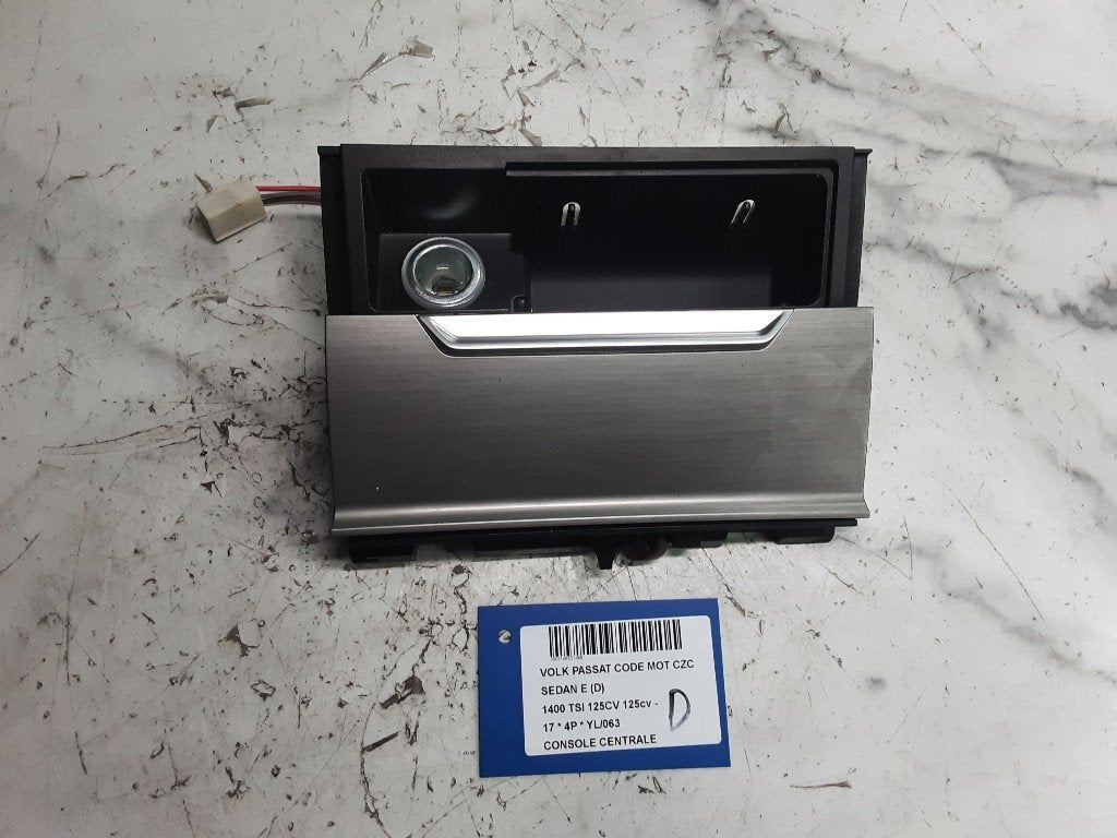 CONSOLE CENTRALE Volkswagen Passat (3G2) (3G1863284), Volkswagen, Mevr. I. Hauben, Utilisé, Rue de l'Espoir 34 34
4030  GRIVEGNÉE, BE