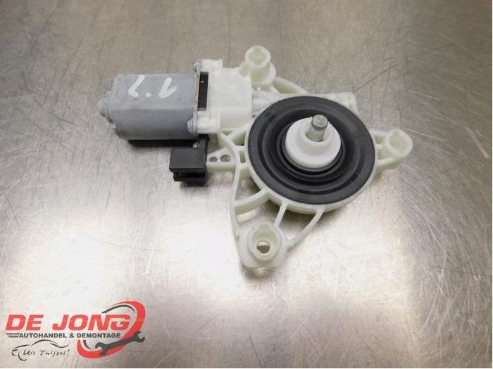Moteur de vitre portière d'un Mercedes E-Klasse, 3 mois de garantie, Utilisé, -, -