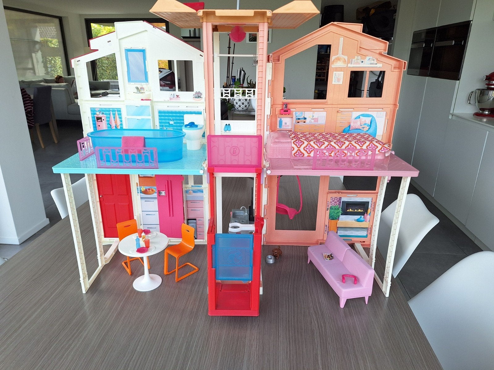 barbie huis malibu, Kinderen en Baby's, Ophalen