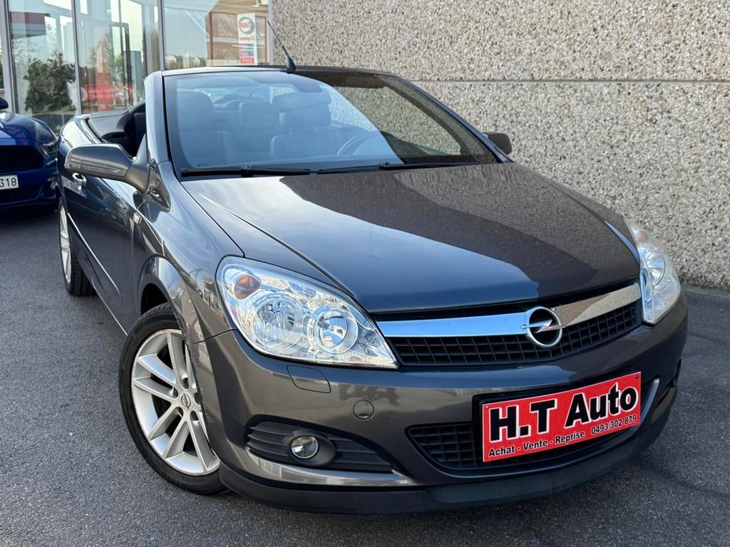 Opel Astra TwinTop 1.6i/Cabriolet/Airco/Benzine, Auto's, Voorwielaandrijving, 4 zetels, Zwart, 4 cilinders