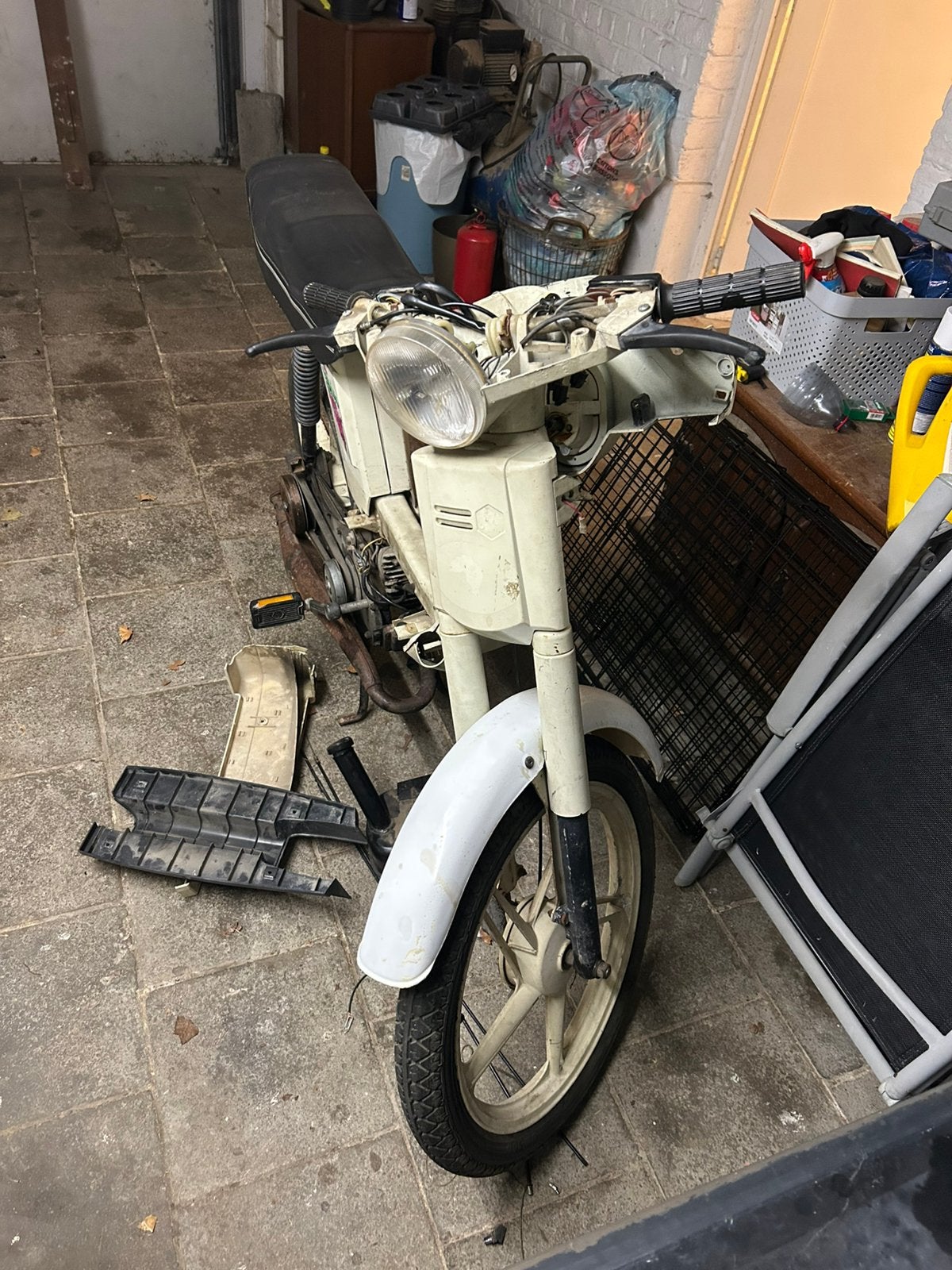 Vespino NLX 1990 wit, 49 cc, Klasse B (45 km/u), 1 versnellingen, Ophalen
