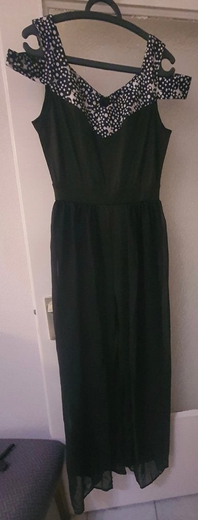 Elegante zwarte jumpsuit met kanten details maat: M, Vêtements | Femmes, Combinaisons, Enlèvement ou Envoi, Neuf, Taille 38/40 (M)