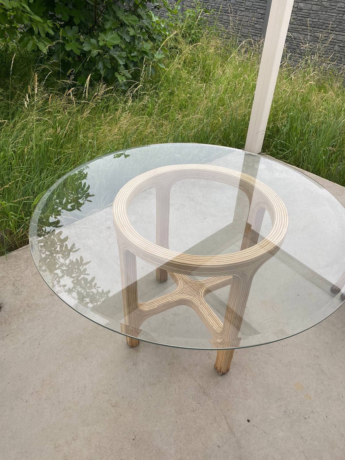 Prachtige grote stevige rotan tafel, Tuin en Terras, Ophalen, Zo goed als nieuw
