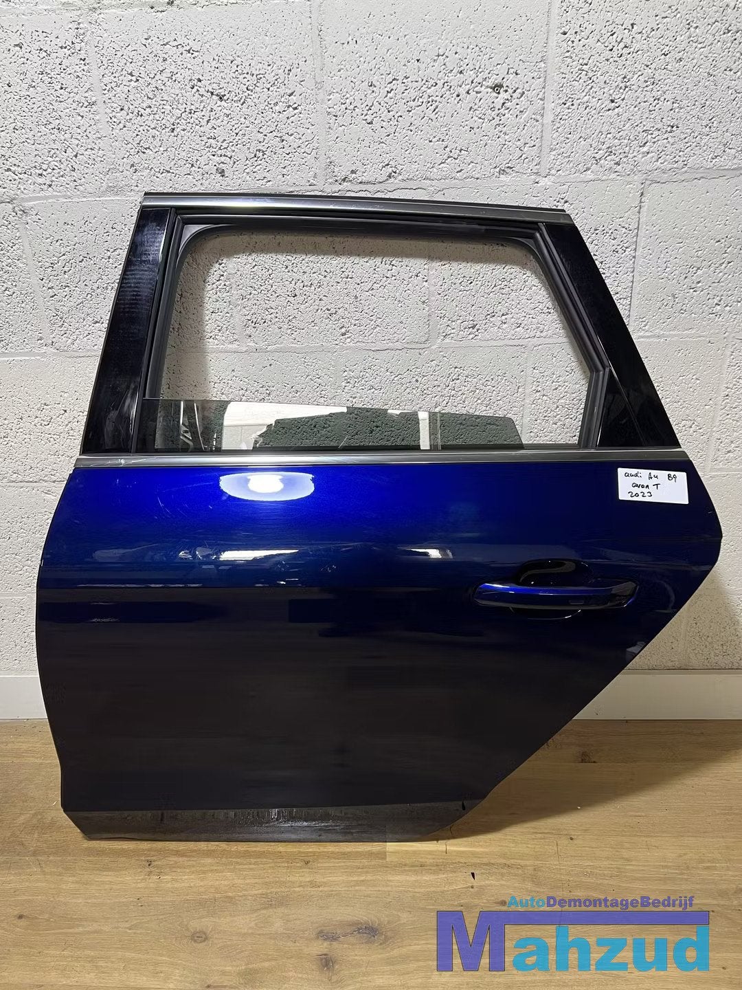 AUDI A4 B9 AVANT blauw links achter deur portier 2020-2024, Gebruikt, Deur, AUDI AG, Auto-Union-Strasse 1
85045  Ingolstadt, DE