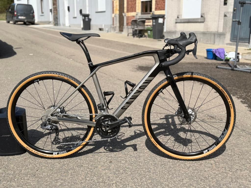 Canyon gravel CF – Shimano GRX 810 dI2– Excellent état, Enlèvement, Comme neuf