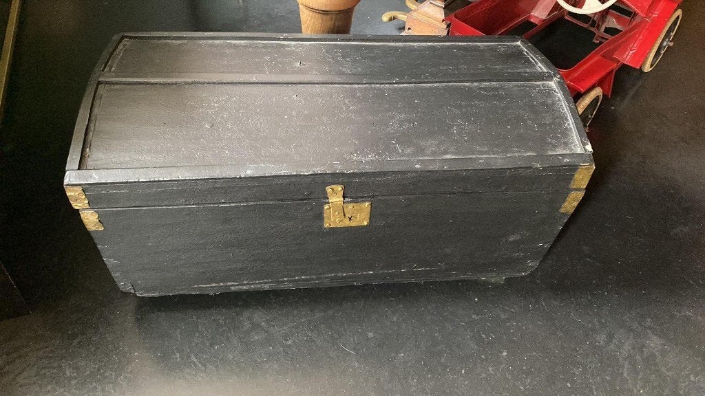 Magnifique ancien coffre en bois, Enlèvement
