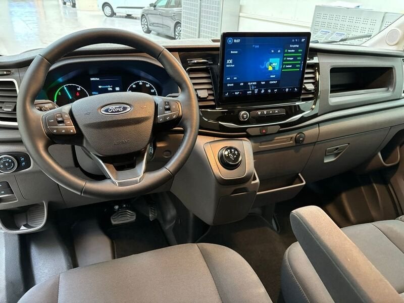 Ford E-Transit * E Transit L2-H2 *- POWER ON BOARD *, Autos, Argent ou Gris, Achat, Entreprise, 3 places