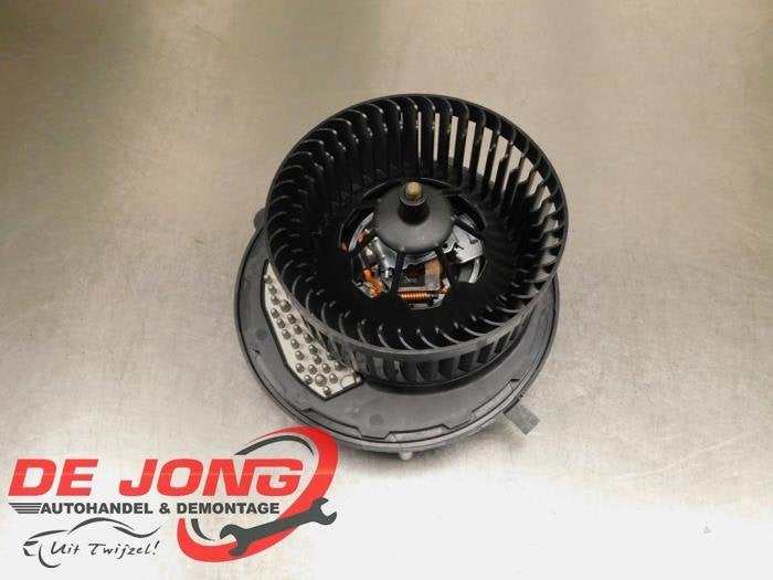 Moteur de ventilation chauffage d'un Volkswagen Multivan T7, Volkswagen, -, 3 mois de garantie, Utilisé