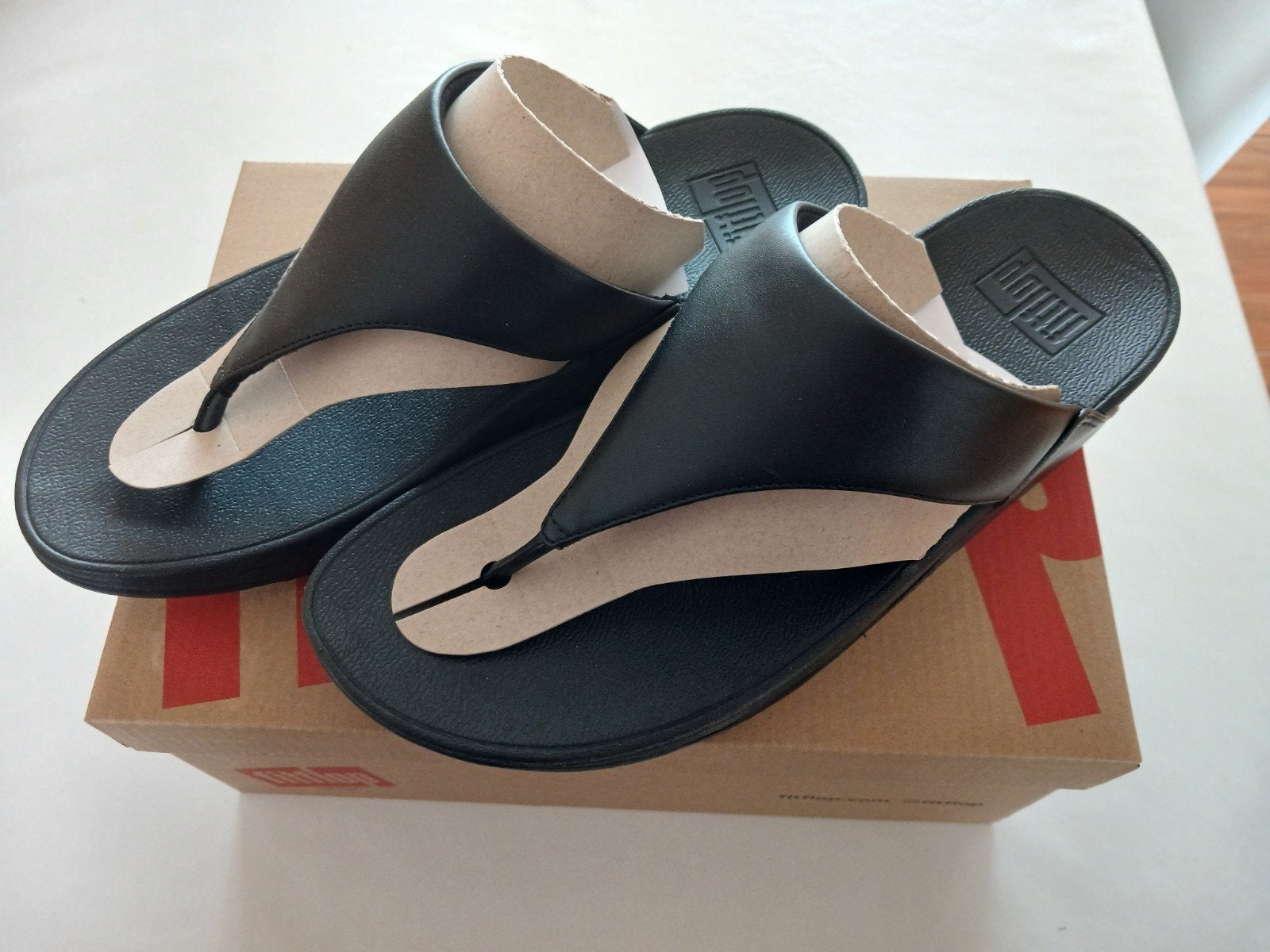 Fitflop teenslippers mt 40 Nieuw, Ophalen of Verzenden, Zwart