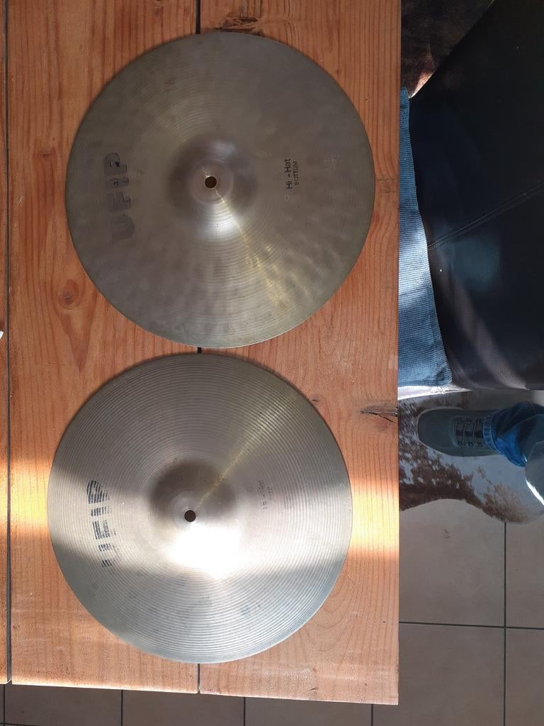 Jaren 70 ufip hi hats 14inch en paiste 2000 reflections, Muziek en Instrumenten, Ophalen