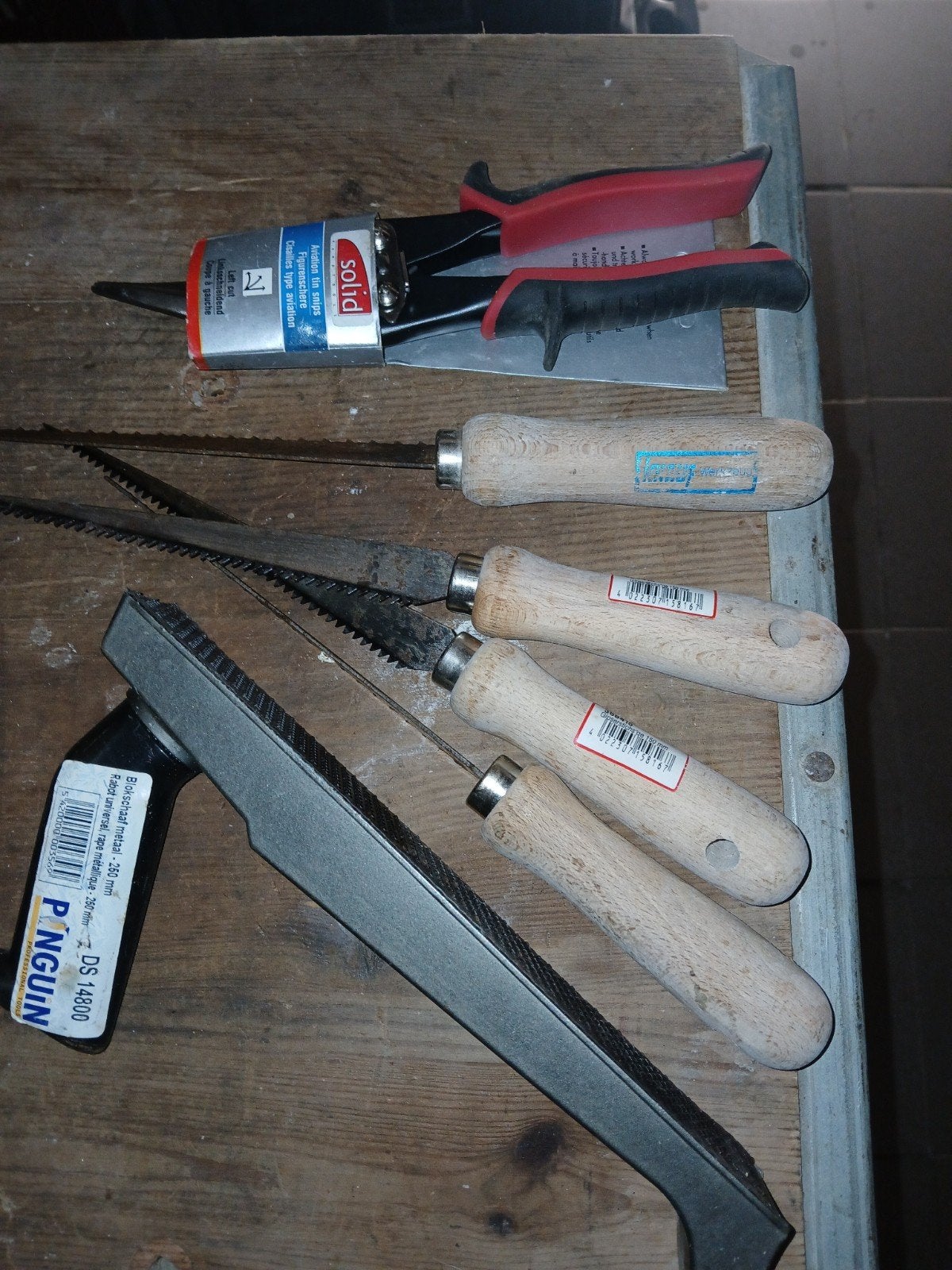 Outillage gyproc, Enlèvement