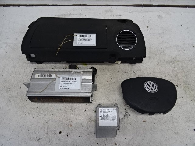 AIRBAG ENSEMBLE Volkswagen New Beetle (9C1 / 9G1), Autos : Pièces & Accessoires, Volkswagen, Volkswagen AG, Utilisé, Kundenbetreuung@volkswagen.de