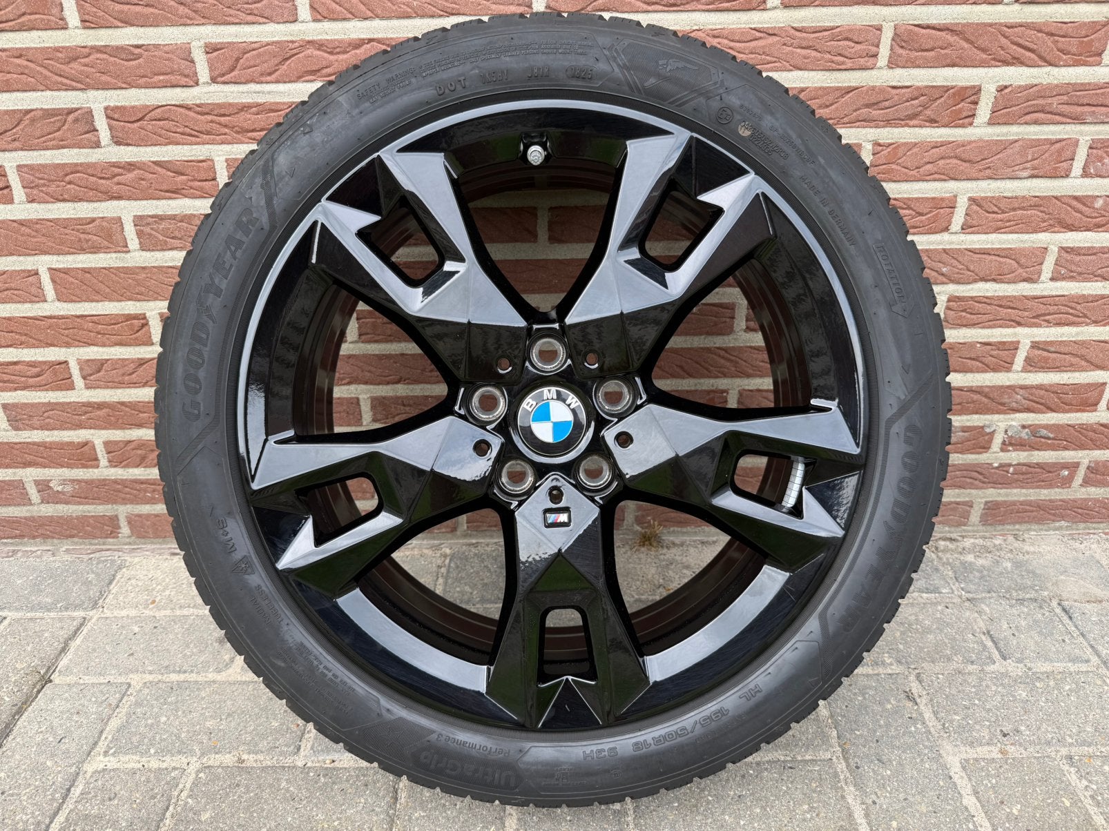 BMW 1 2 serie F70 F74 18 inch velgen 968M winterbanden, Ophalen, 18 inch, Banden en Velgen, Winterbanden