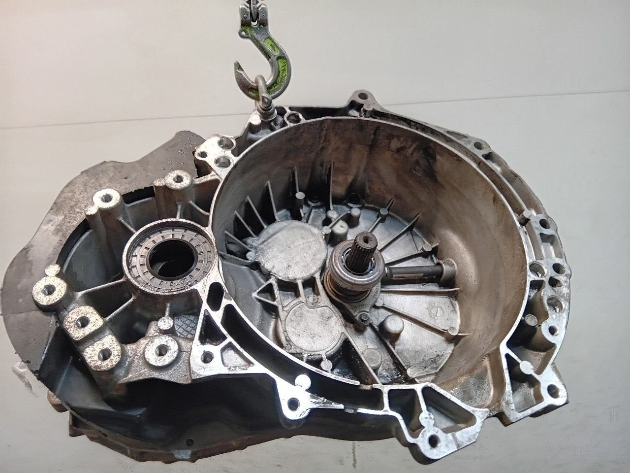 Versnellingsbak schakel Land Rover Evoque, Onderdelen@venauto.nl, Van der Ven Autorecycling B.V., Land Rover, Ettenseweg 76, 4706 PB Roosendaal, The Netherlands