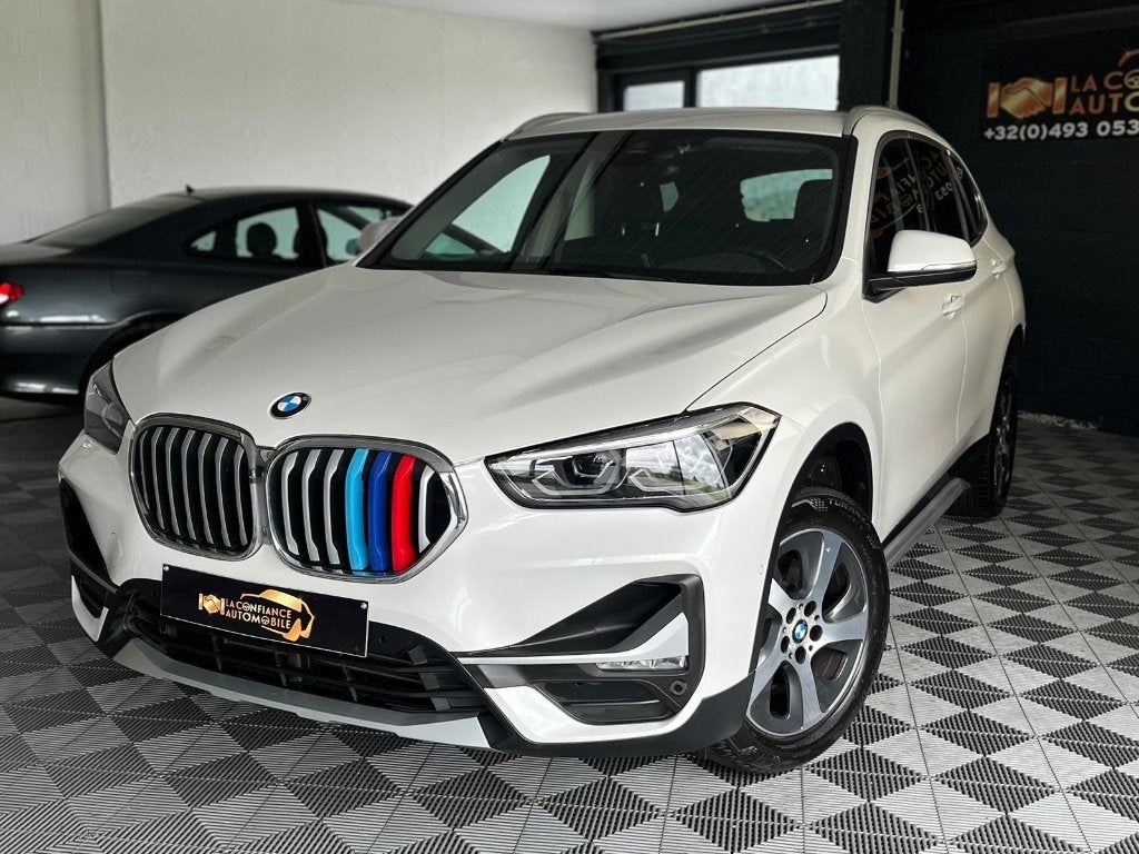 BMW X1 1.5iA 1e eigenaarsgarantie 12 maanden, Auto's, BMW, Dealer onderhouden, Leder en Stof, Wit, 5 zetels