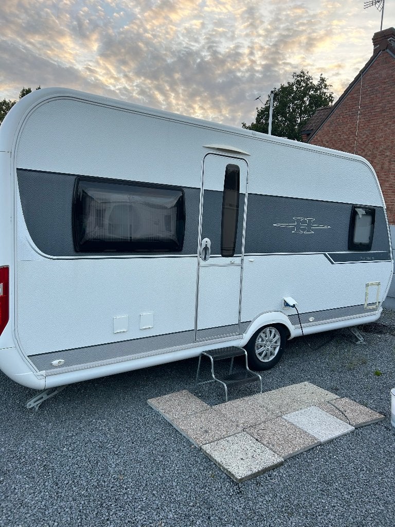 caravane hobby, Caravanes & Camping, Jusqu'à 4, 4 à 5 mètres, Hobby, Particulier