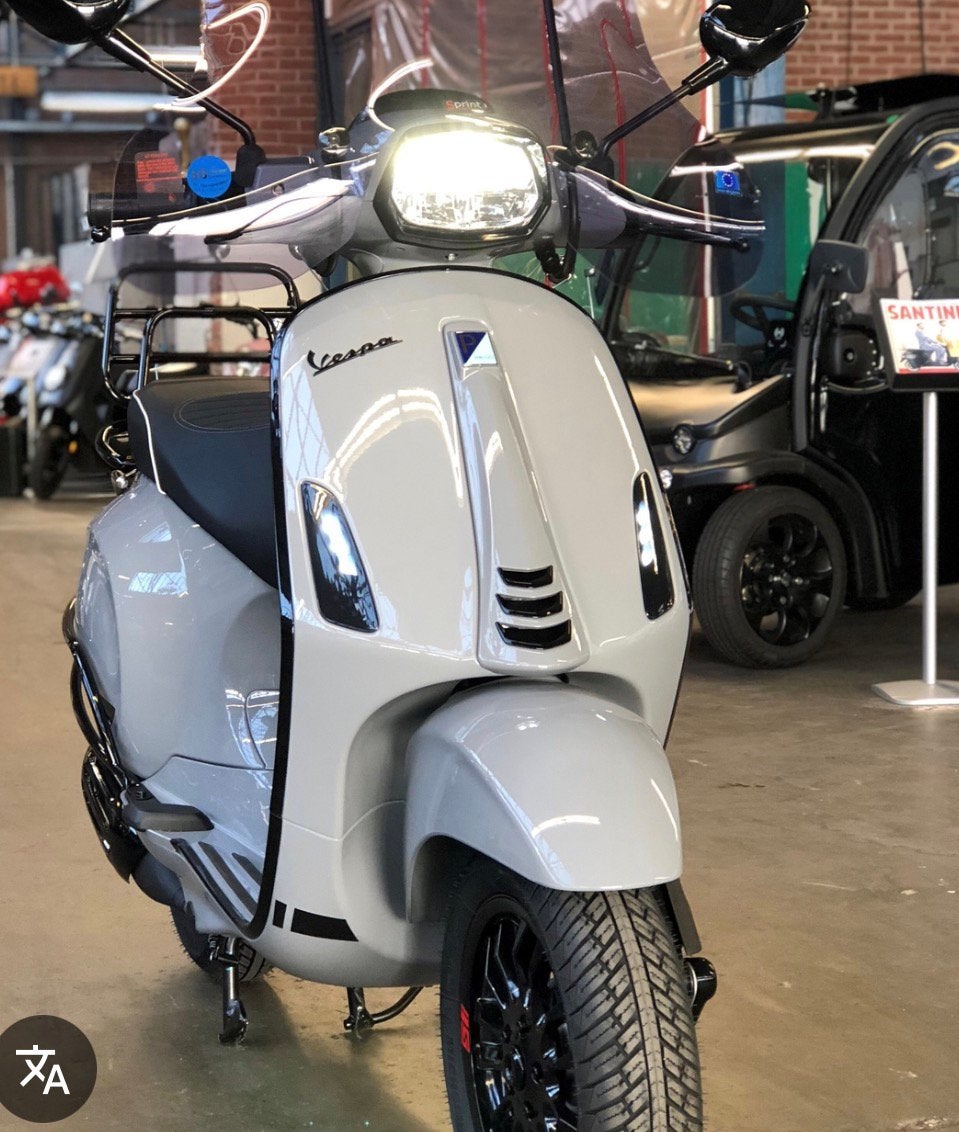 Opzoek naar een vespa A Klasse, Fietsen en Brommers, Scooters | Vespa, Ophalen of Verzenden, Zo goed als nieuw