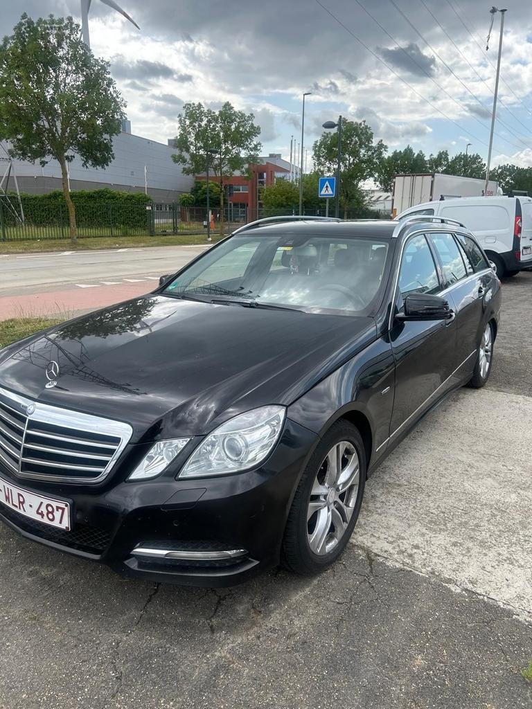 Mercedes E 200 E200, Ophalen