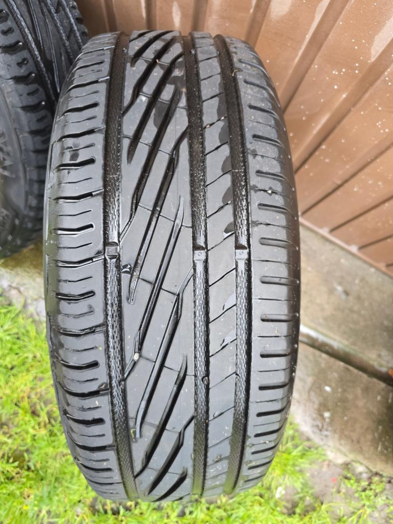 JANTES ALU FORD 16 PNEUS UNIROYAL 215/55R16 93V, Autos : Pièces & Accessoires, Pneus & Jantes, Pneu(s)