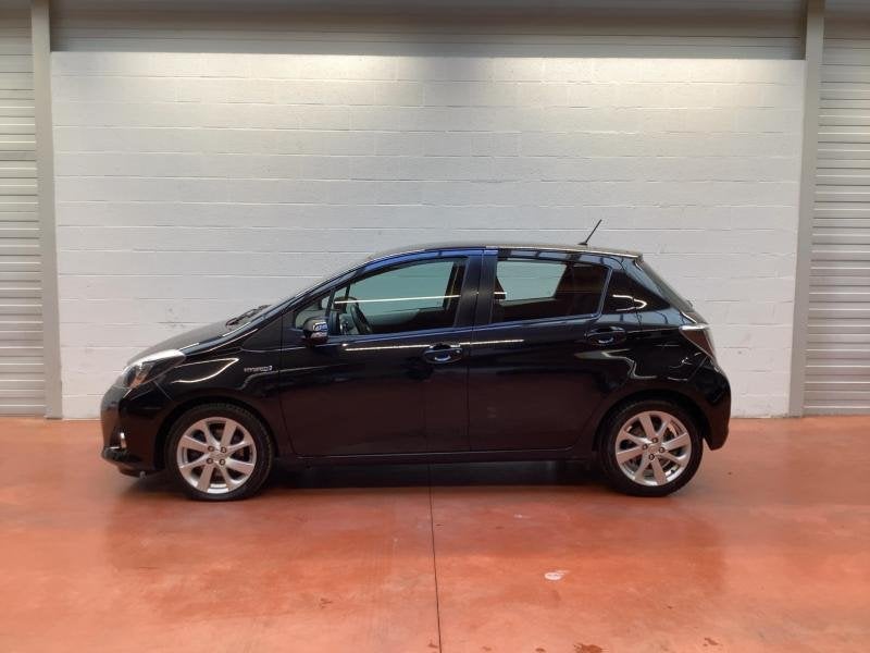 Toyota Yaris 1.5 HSD Dynamic Toyota Yaris hybrid 1.5 Dynamic, Euro 5, Achat, Electronic Stability Program (ESP), 5 portes