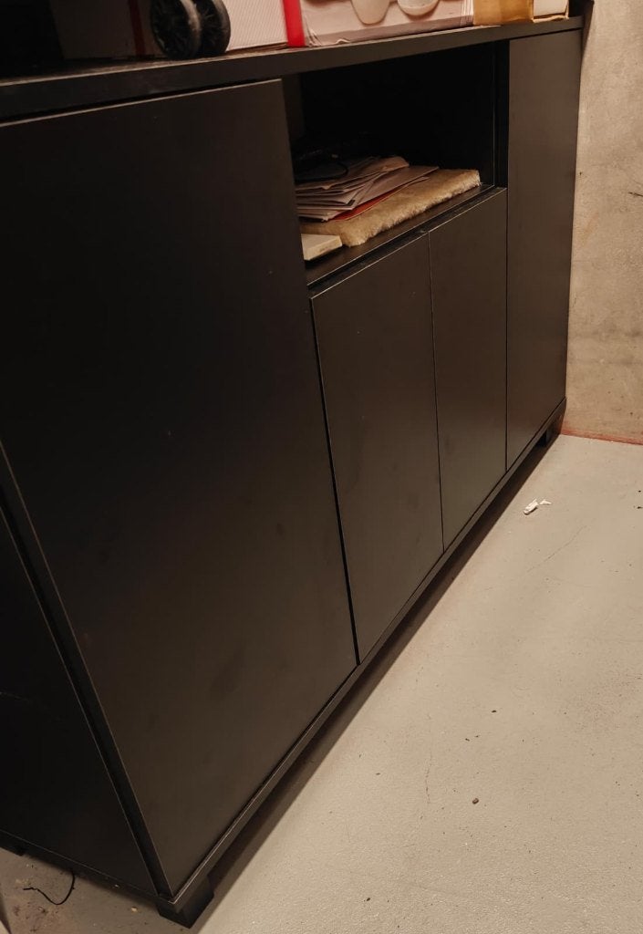 Commode CORSO noire 140 cm - noir mat, Maison & Meubles, Chêne, 25 à 50 cm, 100 à 150 cm, Enlèvement