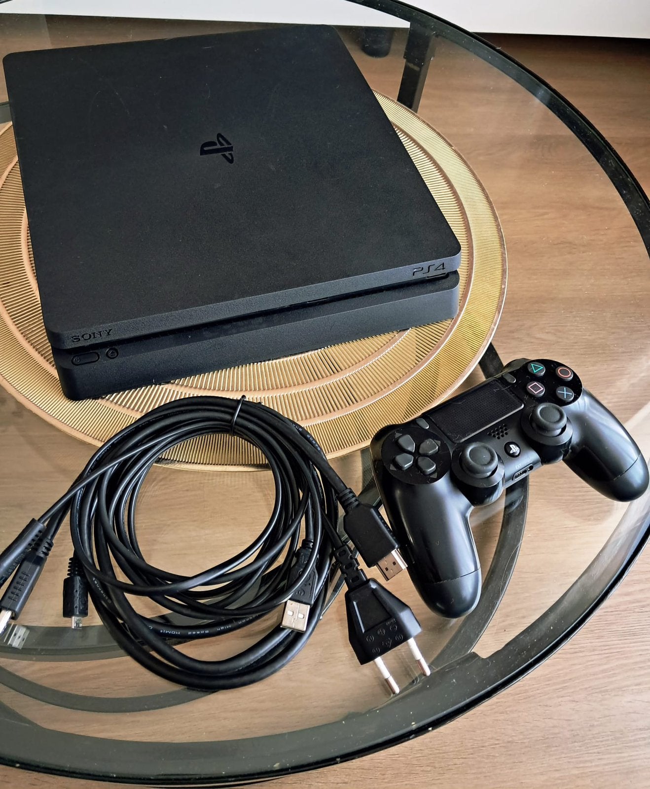 Ps4 slim 1Tb, Consoles de jeu & Jeux vidéo, Consoles de jeu | Sony PlayStation 4, Enlèvement, Utilisé, Slim