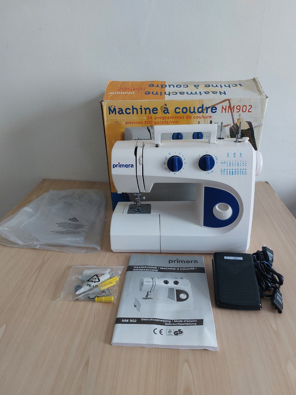 Machine à coudre, Hobby & Loisirs créatifs, Machines à coudre & Accessoires, Enlèvement, Machine à coudre