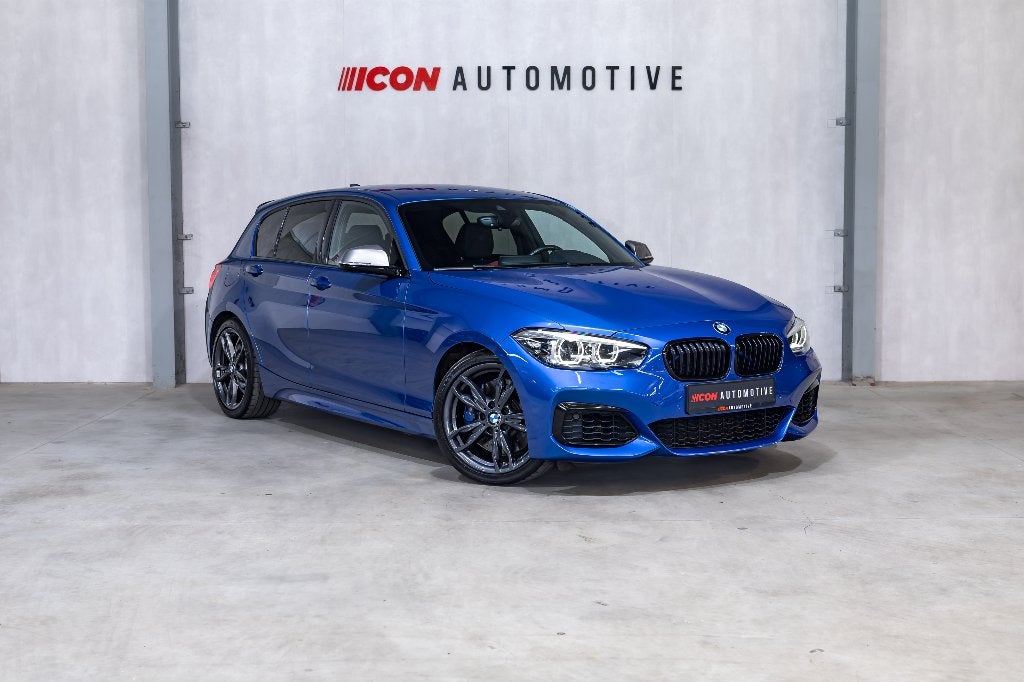 BMW F20 M140i - 55.000KM | NAVPRO | HARMANKARDON | LCI | LED, Auto's, Automaat, Blauw, Leder, 5 deurs