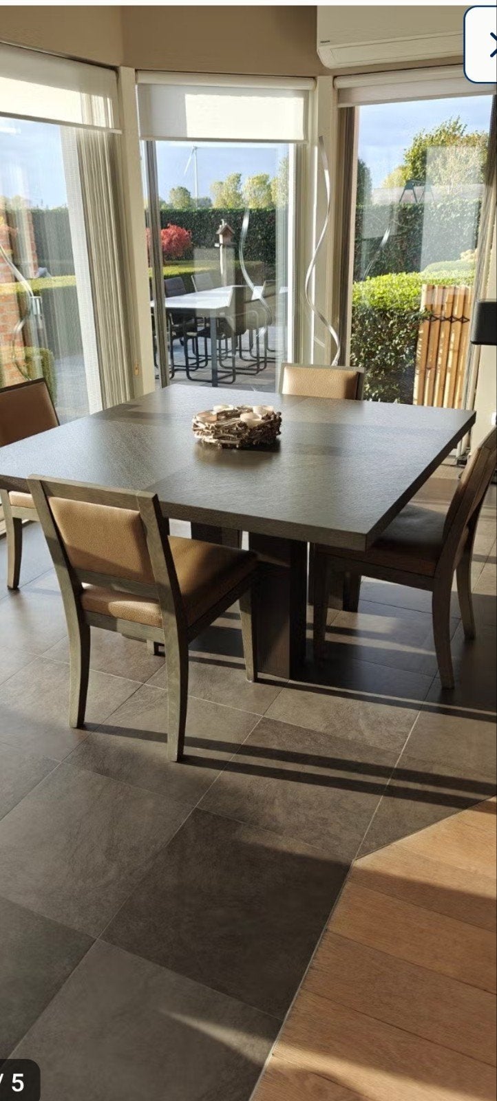 Massief vol houten eettafel met 4 prachtige stoelen, Huis en Inrichting, Ophalen, Zo goed als nieuw, Landelijk, 4 tot 6 stoelen