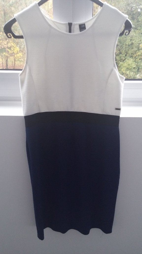 Robe bleue/blanche taille S, en bon état !, Enlèvement ou Envoi, Taille 36 (S), Comme neuf, Robe