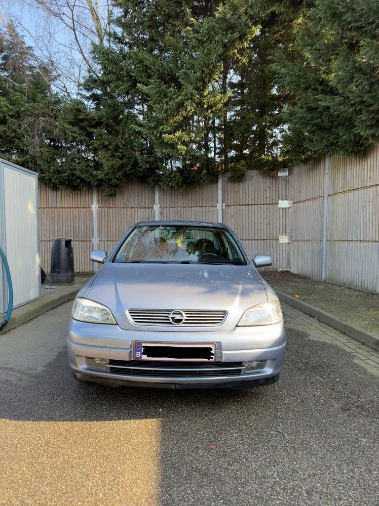 Opel Astra G 1.8 125ch essence 2003 en bon état, Autos, Argent ou Gris, Achat, Boîte manuelle, Particulier