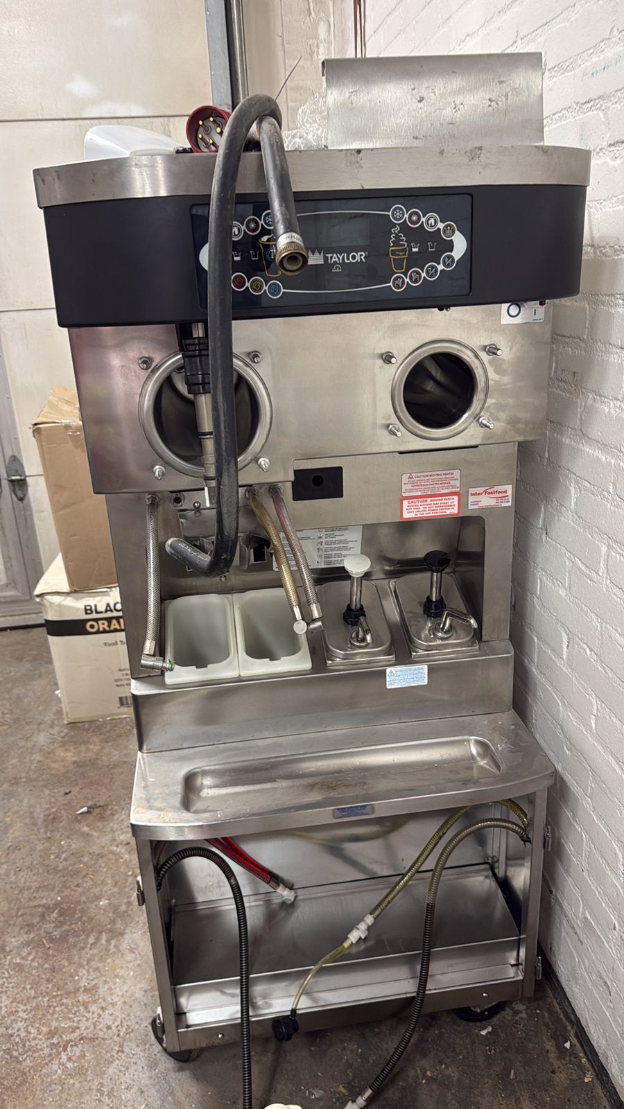Taylor softijsmachine en milkshakes, Ophalen, IJs
