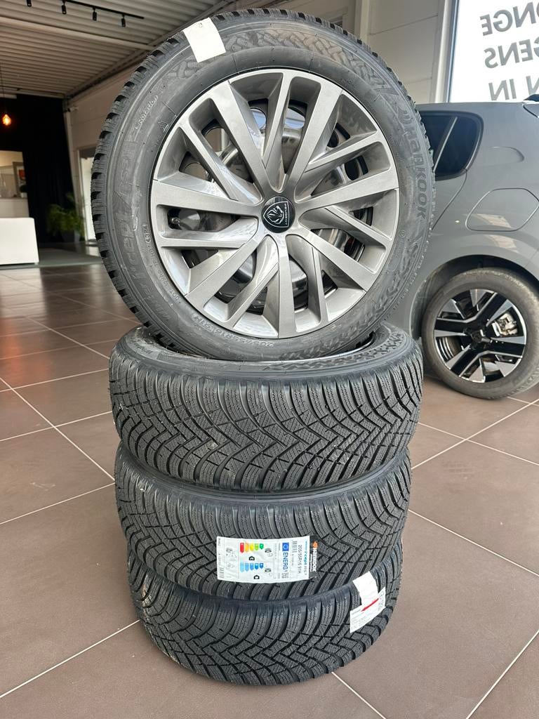Complete winterset Peugeot 308, Banden en Velgen, Nieuw, Hankook, Personenwagen