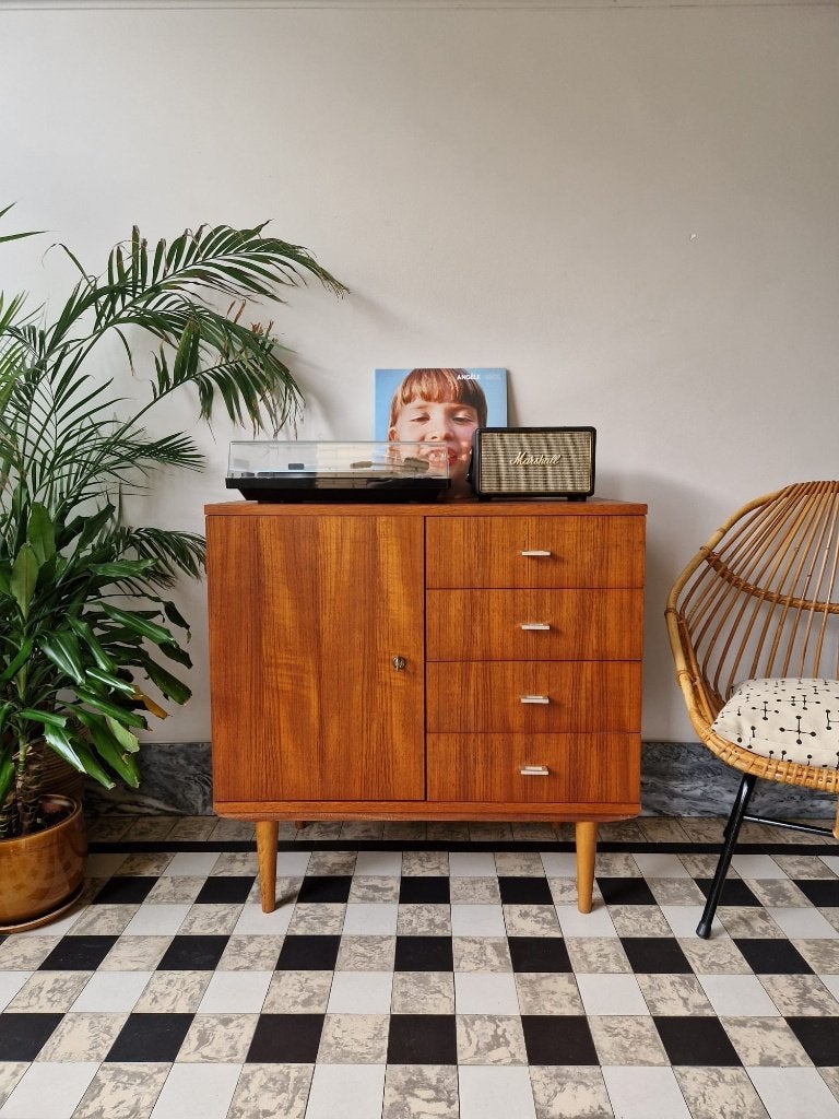 Vintage midcentury kast | platenspeler meubel | retro, Ophalen, Teakhout, Zo goed als nieuw, 3 of 4 laden
