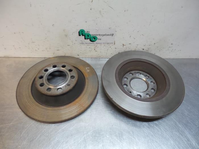 Disque de frein arrière d'un Audi A6 (A6 04-), Autos : Pièces & Accessoires, -, Audi, Utilisé, -
