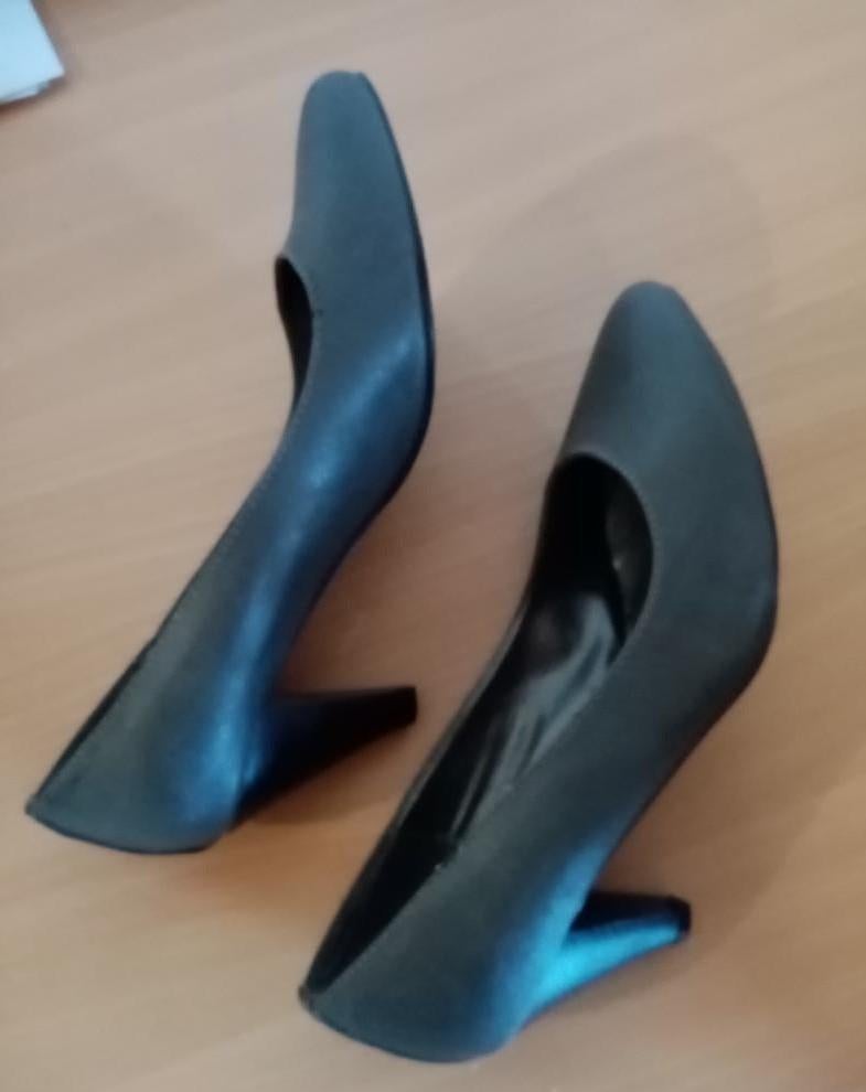 Trend One : grijs pumps hakschoenen anti-slipzool , 39, Pumps, Ophalen of Verzenden, Grijs, Trend One