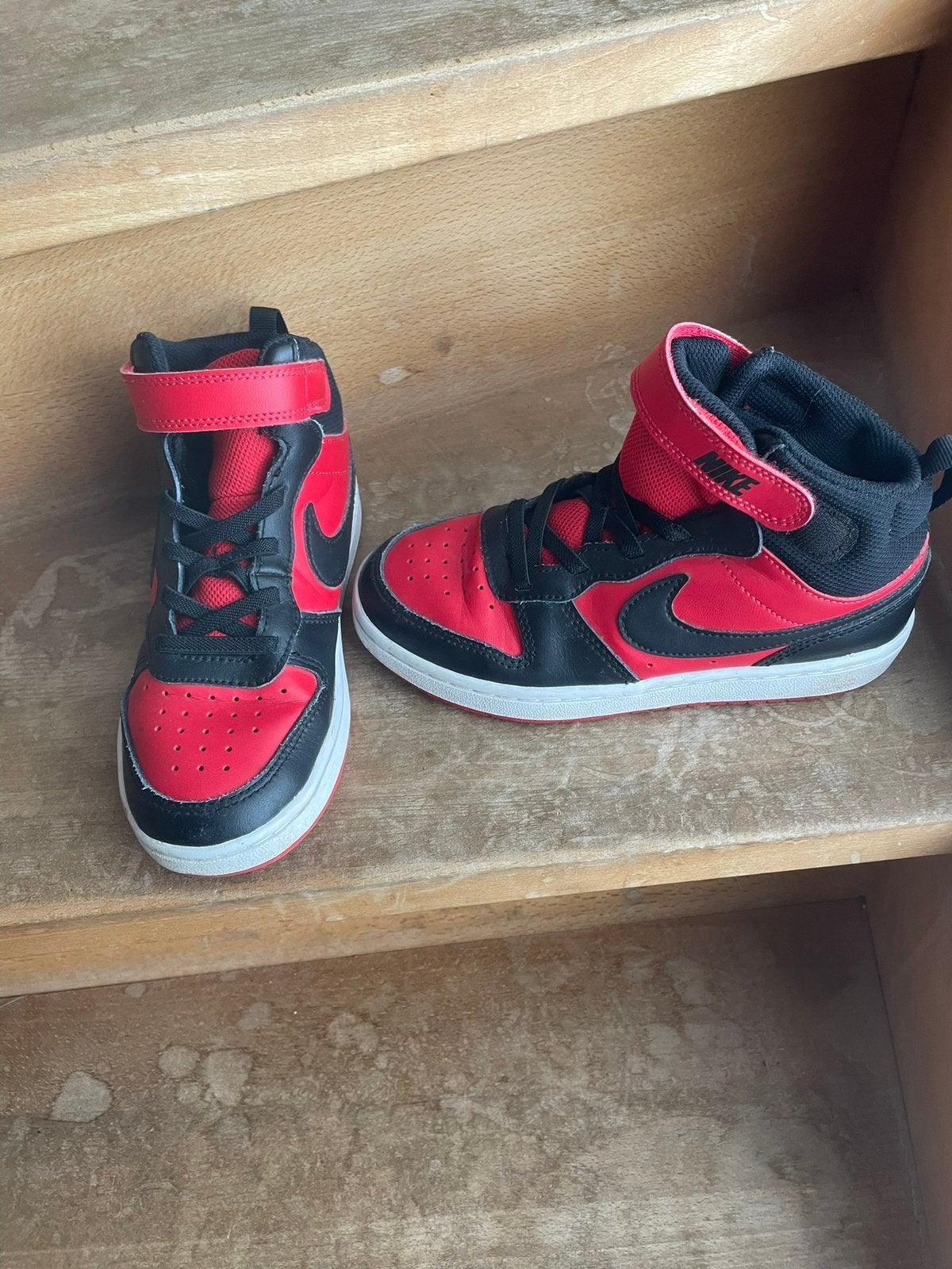 Basketschoenen Nike maat 32, Ophalen, Zo goed als nieuw