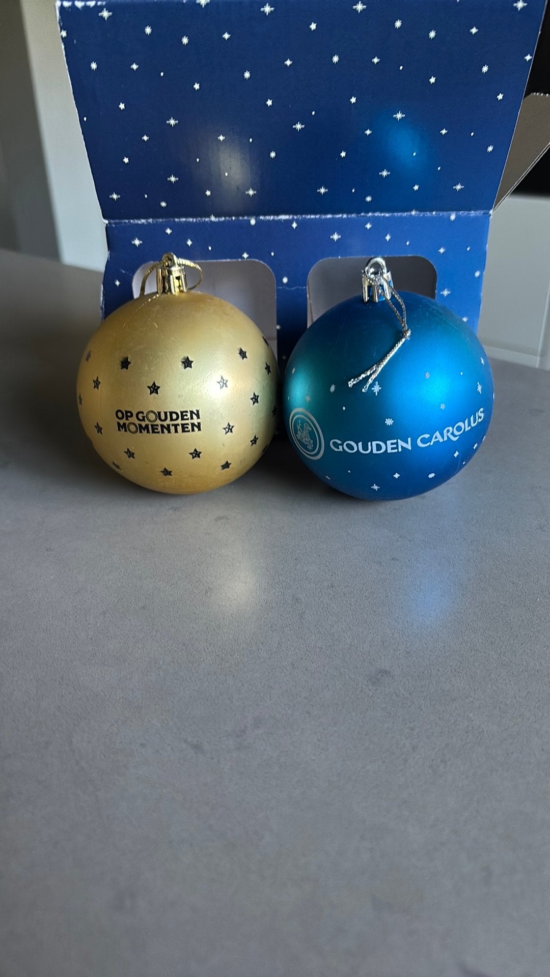 Gouden Carolus 2kerstballen, Verzamelen, Ophalen of Verzenden, Nieuw