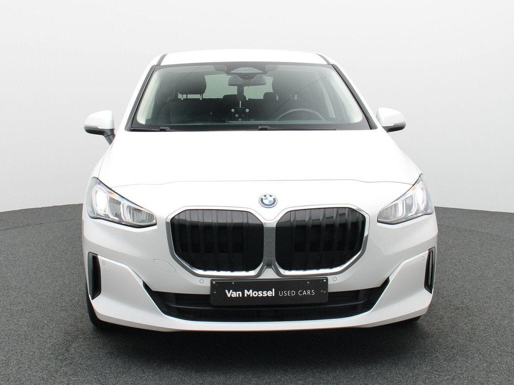 BMW 2-serie Active Tourer 225e xDrive, Auto's, BMW, Automaat, 245 pk, Gebruikt, Automatische klimaatregeling