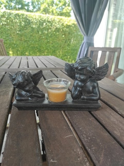 Kaars theelicht houder met engelen cupidos cherubs, Enlèvement, Utilisé, Noir, Bougie
